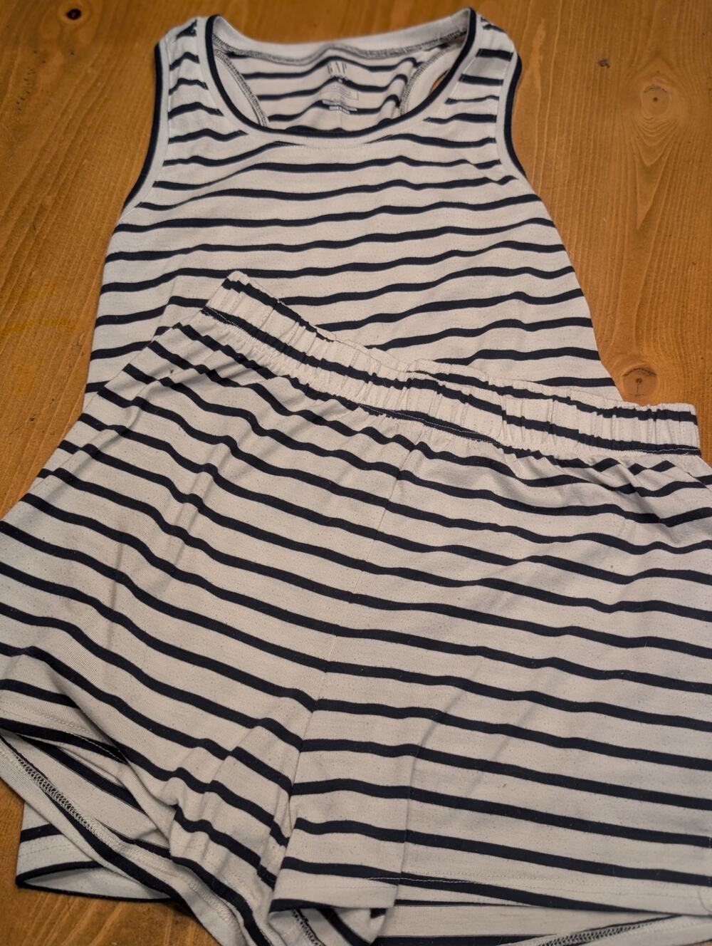 Gap Kids 2 Piece Pajama Set, Tank With Shorts, White, Navy, Girl's XL 12, GU